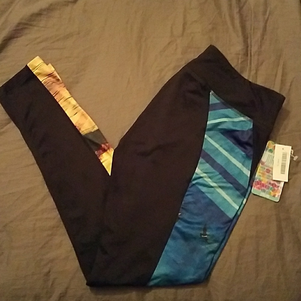 Athletic pants